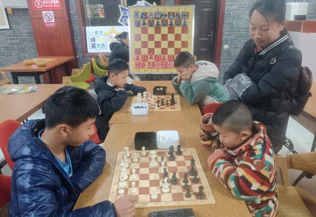 开元棋牌app下载国际象棋公益课在冷水滩